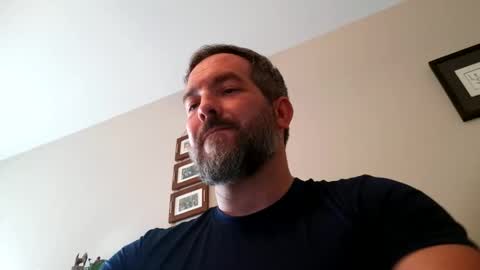 Snapshot of bobchmw chatting on 05-18-26, 12:22 Bobchmw online show from 05-18-26, 12:22