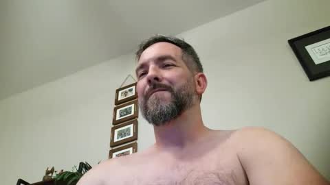 Snapshot of bobchmw chatting on 05-24-26, 05:23 Bobchmw online show from 05-24-26, 05:23