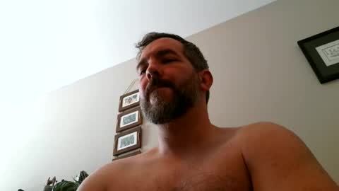 Snapshot of bobchmw chatting on 06-10-26, 03:33 Bobchmw online show from 06-10-26, 03:33