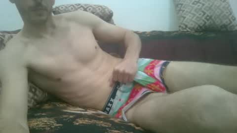 Snapshot of bobynike2024 chatting on 05-17-26, 01:07 boby online show from 05-17-26, 01:07