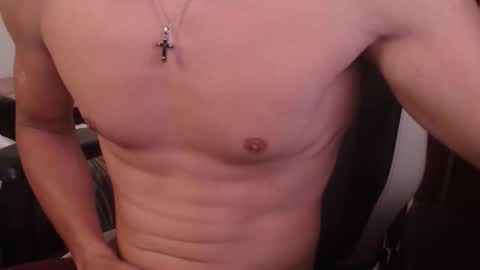 Snapshot of bodyking69 chatting on 05-31-26, 07:37 bodyking69 online show from 05-31-26, 07:37
