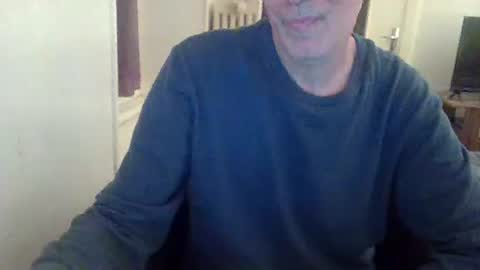 Snapshot of bogus25 chatting on 05-13-26, 09:11 bogus25 online show from 05-13-26, 09:11