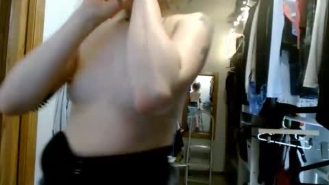 BombshellBaeby online show from 05-25-26, 09:43