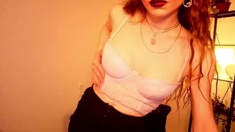 Snapshot of bonbonrosee chatting on 04-09-26, 04:45 Karen online show from 04-09-26, 04:45