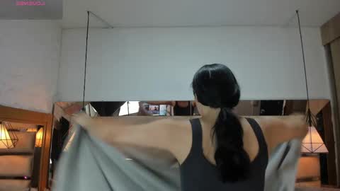 bonet_iris online show from 06-02-26, 11:01