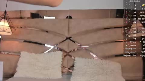 Snapshot of bonet_iris chatting on 06-25-26, 11:04 bonet_iris online show from 06-25-26, 11:04
