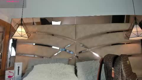 Snapshot of bonet_iris chatting on 07-01-26, 11:01 bonet_iris online show from 07-01-26, 11:01