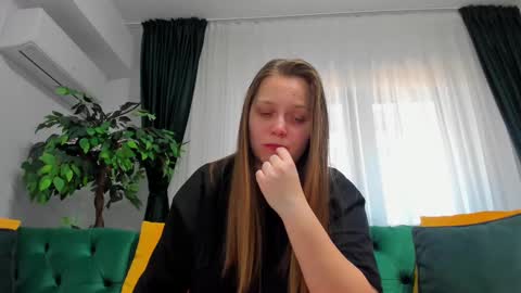 Bonnie online show from 03-04-25, 08:57