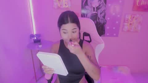 Bonnie online show from 01-20-25, 11:02