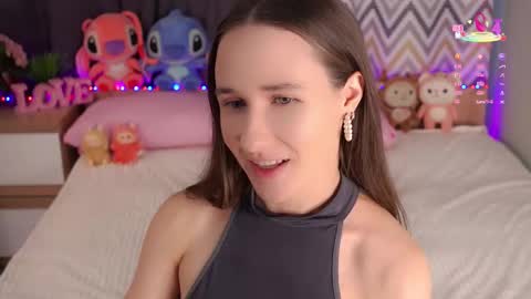 Emma online show from 09-16-25, 01:17