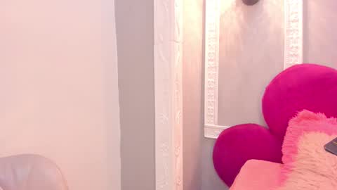 Bonnie online show from 02-28-26, 01:56