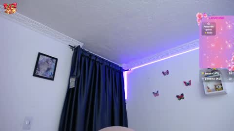 Snapshot of bonny_clyde_xx_ chatting on 04-10-26, 04:39 Soffy Brooks Independent model online show from 04-10-26, 04:39