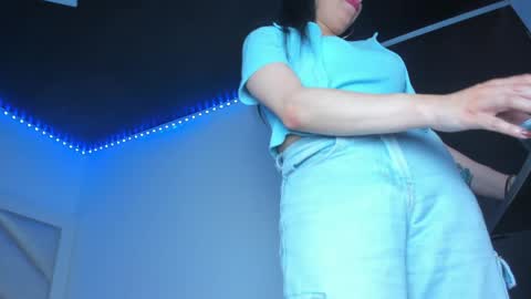 Snapshot of bonnyloo chatting on 06-06-26, 02:16 bonnyloo online show from 06-06-26, 02:16