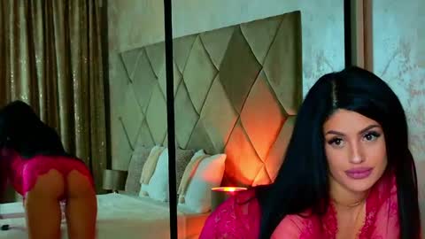 Mila online show from 04-17-26, 10:35