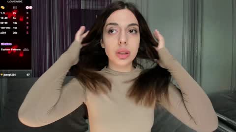 Snapshot of boobsykitty chatting on 12-15-24, 04:15 EVA online show from 12-15-24, 04:15