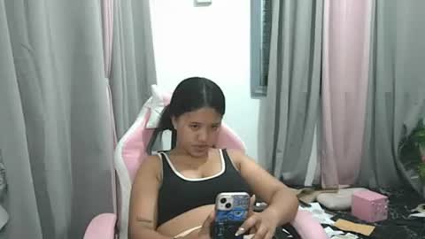 Snapshot of boobsypinay_zhein chatting on 03-18-26, 11:57 boobsypinay_zhein online show from 03-18-26, 11:57