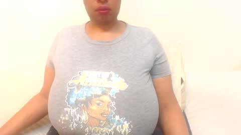 boobyqueen online show from 07-12-26, 03:14