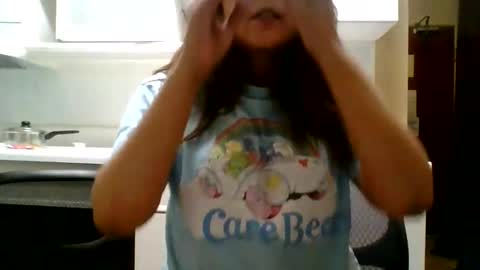 Snapshot of bookishdivya chatting on 12-19-25, 10:55 Divya online show from 12-19-25, 10:55