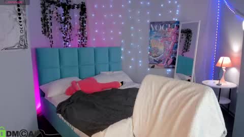 Milena online show from 04-29-26, 02:59