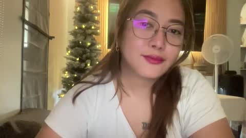 Princess online show from 11-17-25, 01:33