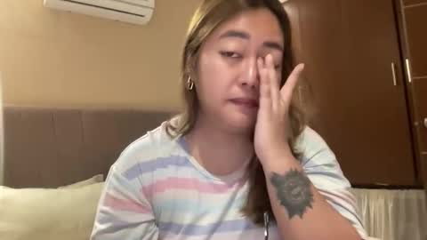 Princess online show from 11-20-25, 01:11