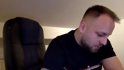 hugo online show from 04-13-26, 06:02