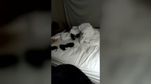bottomboiiie online show from 07-13-26, 04:59