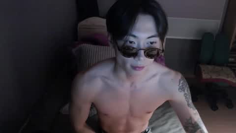 Snapshot of boxman556990 chatting on 03-06-25, 08:05 boxman556990 online show from 03-06-25, 08:05