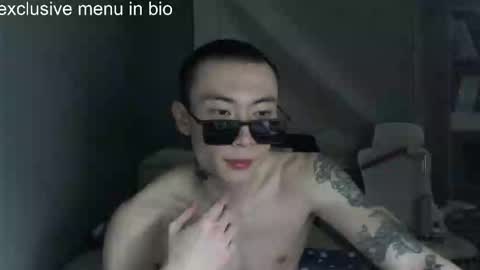 Snapshot of boxman556990 chatting on 02-10-26, 05:39 boxman556990 online show from 02-10-26, 05:39