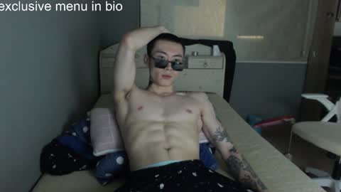 Snapshot of boxman556990 chatting on 02-21-26, 12:22 boxman556990 online show from 02-21-26, 12:22