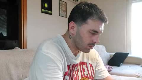 Snapshot of boy_aroundtheworld chatting on 11-13-25, 03:11 Dan online show from 11-13-25, 03:11