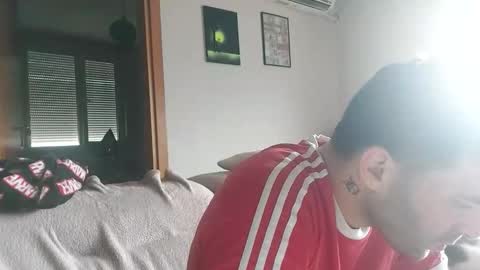 Snapshot of boy_aroundtheworld chatting on 11-22-25, 11:31 Dan online show from 11-22-25, 11:31