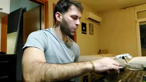 Snapshot of boy_aroundtheworld chatting on 11-25-25, 03:56 Dan online show from 11-25-25, 03:56