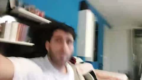 Snapshot of boy_aroundtheworld chatting on 03-09-26, 06:34 Dan online show from 03-09-26, 06:34