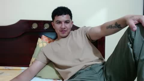 Snapshot of boyfit2023 chatting on 04-18-26, 01:31 boyfit2023 online show from 04-18-26, 01:31