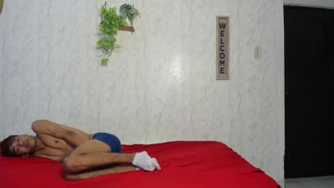 ALEX - TAYLER  -MIKE online show from 04-10-26, 01:33