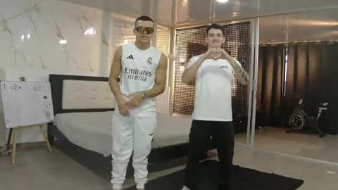Angelo Mark Fernando Taylor online show from 05-19-26, 11:16