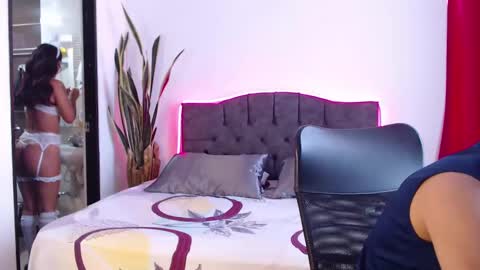 Your favorite couple and the best butt on Chatur online show from 09-19-25, 01:56