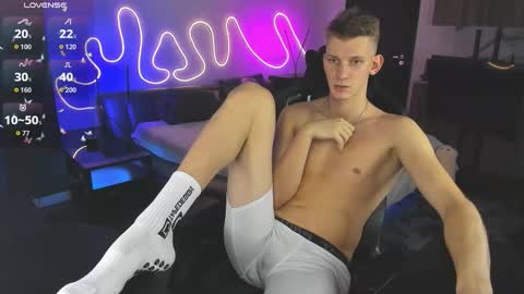 brad maloney online show from 11-14-25, 07:34