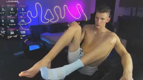 brad maloney online show from 11-21-25, 07:23