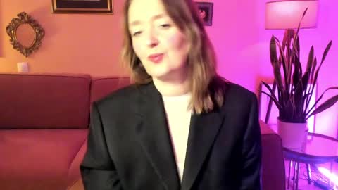 Snapshot of braingirl chatting on 03-29-26, 06:19 I see you X-twitter its braingirl online show from 03-29-26, 06:19