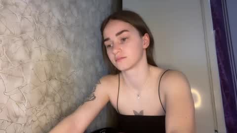 Snapshot of bralkissy chatting on 04-26-26, 05:21 Kate online show from 04-26-26, 05:21