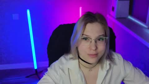 Belle  online show from 03-07-25, 02:04