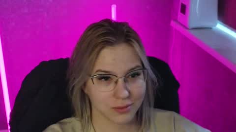 Belle  online show from 03-10-25, 02:50