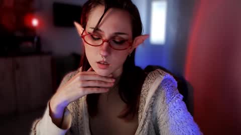 Aurorabut ur dad just calls me Rory online show from 11-23-25, 12:27