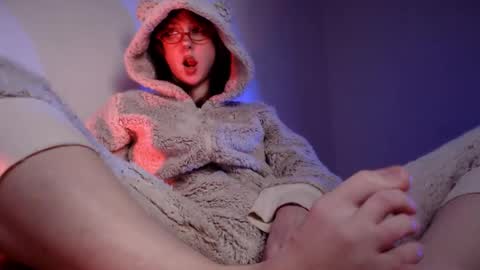 Aurorabut ur dad just calls me Rory online show from 12-04-25, 08:28