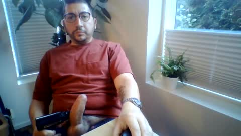 Snapshot of breakingbad84 chatting on 07-20-26, 04:27 breakingbad84 online show from 07-20-26, 04:27
