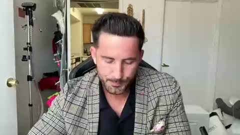 Brett Mycles online show from 07-23-26, 06:39