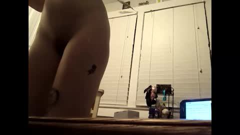 bri_ant online show from 10-27-25, 01:53
