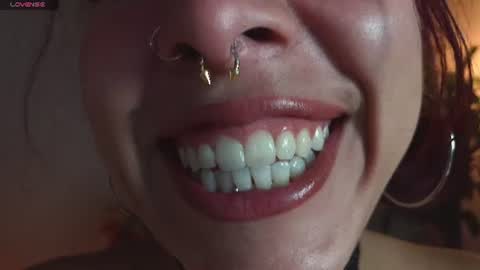 Snapshot of bri_von_dhara_ chatting on 07-16-26, 10:49 Bri online show from 07-16-26, 10:49
